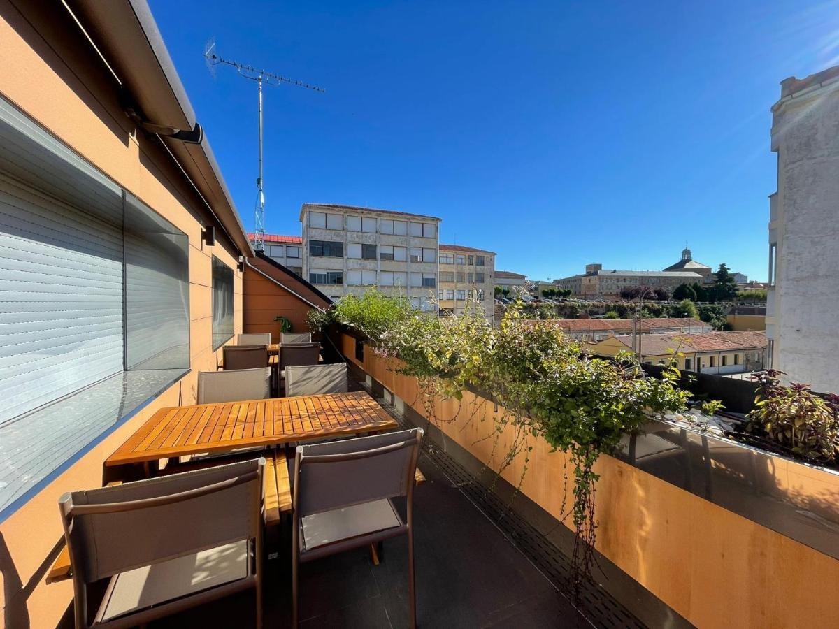 El Roble 9 Apartment Astorga Exterior photo